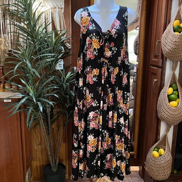 TORRID Super Soft Maxi Dress 4 Black Floral Sleeveless Pockets Boho Knit Cottage - Picture 1 of 7